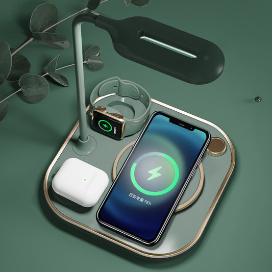 2022 new three-in-one wireless charger suitable for Apple watch and mobile phone wireless fast charging wholesale
